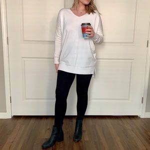 ‼️CLOSET CLEAN OUT-  COZY OFF WHITE SWEATER